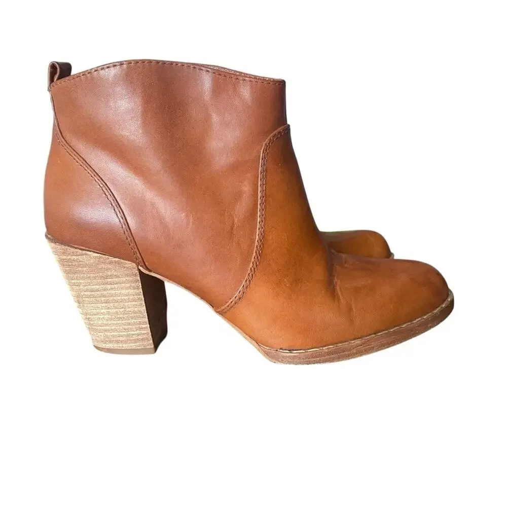 Michael Kors Wayland Brown Cognac Leather Ankle Heeled Boots size 8